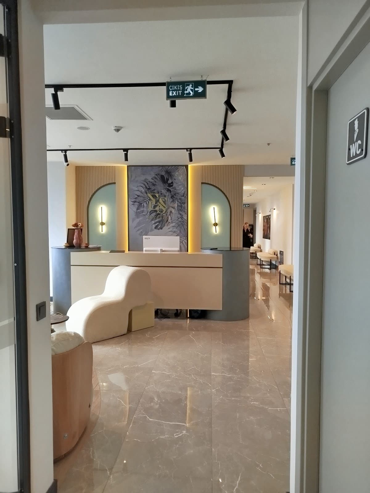 Estesie Dental Clinic - Photo 4