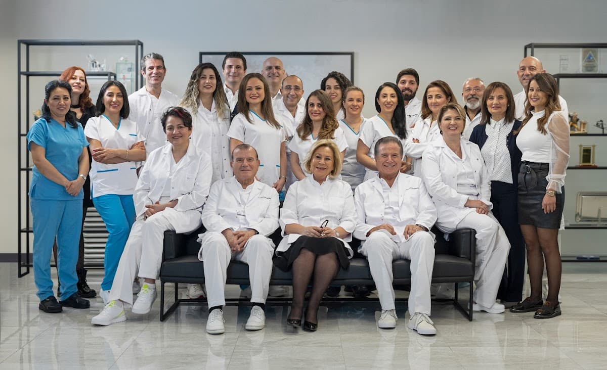Istanbul Dental Center - Photo 1