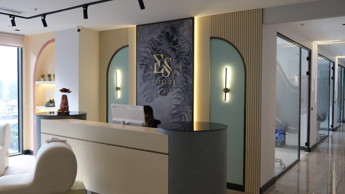 Estesie Dental Clinic - Photo 3