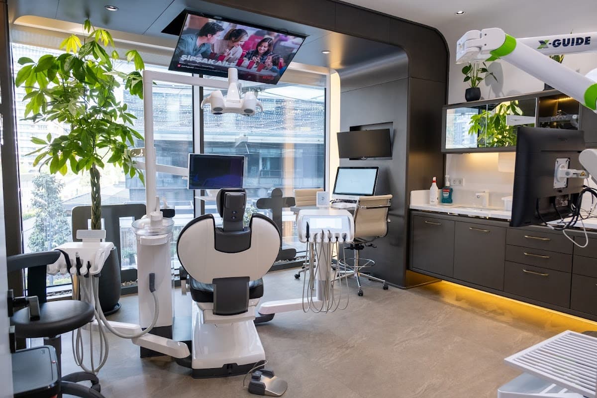 DentaVita Dental - Photo 4